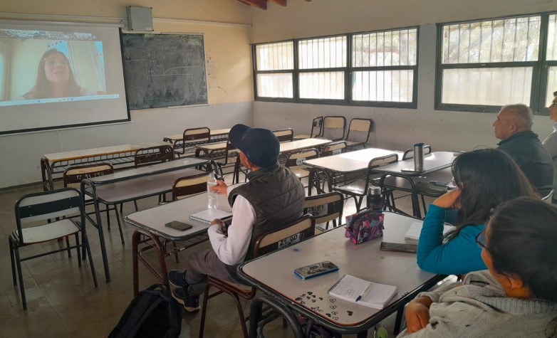 Alumnos destacaron la calidad de las capacitaciones en las aulas híbridas