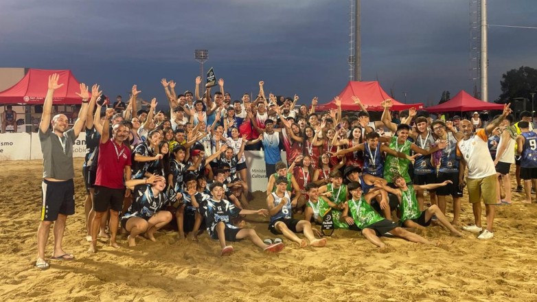 Gran cierre del Arenas 1000 de Beach Handball en el CEF 20 de Santa Lucía